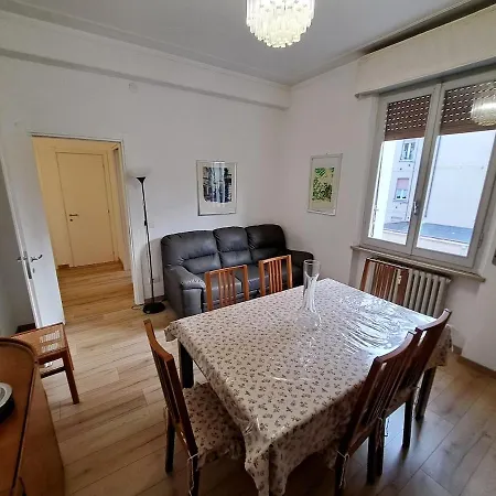 Fuoriporta Affitti Brevi - The Cesare 파르마